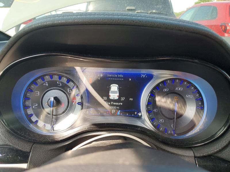 2017 CHRYSLER 300 S 9