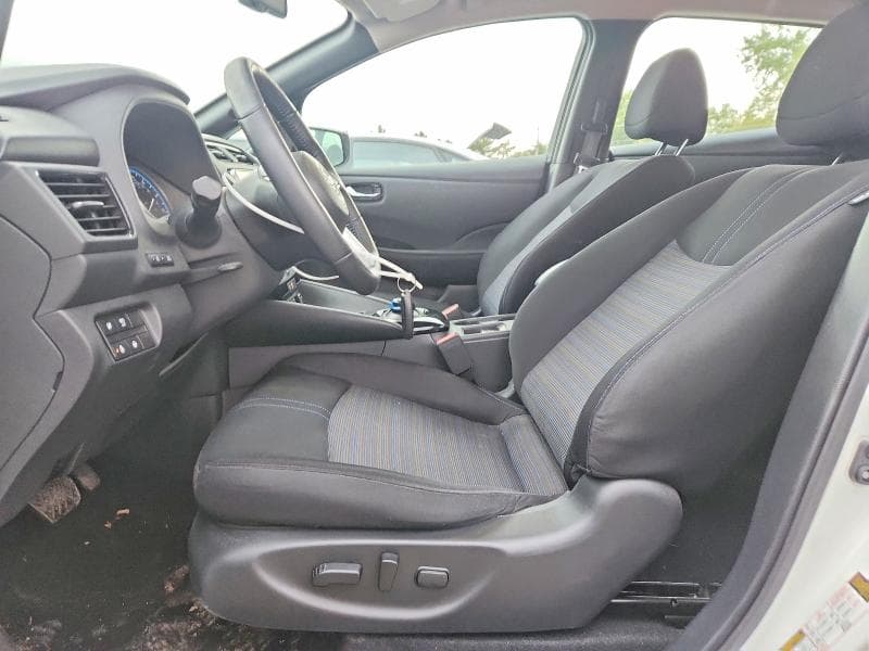 2023 NISSAN LEAF SV PLUS 7