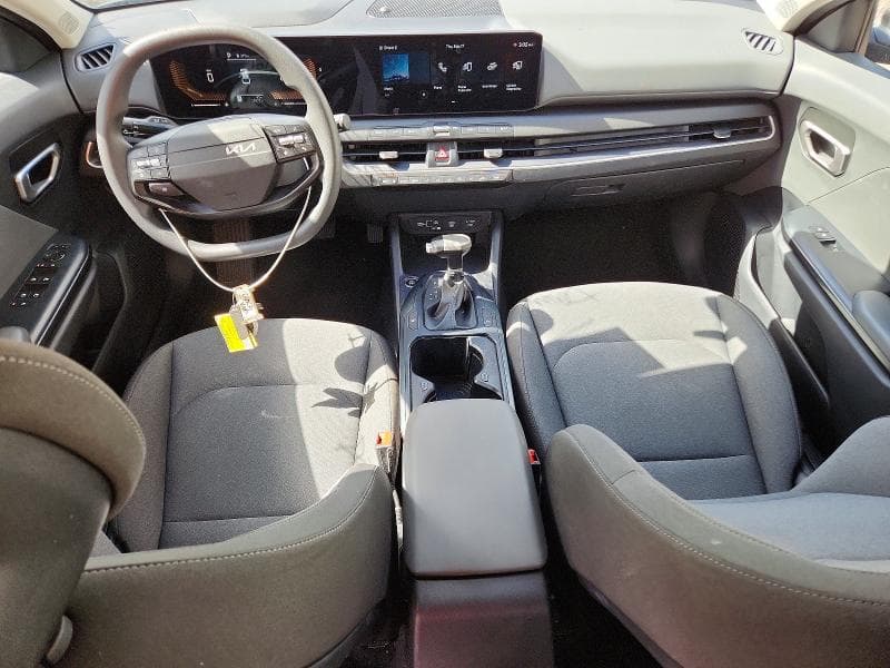 2025 KIA K4 LXS 8