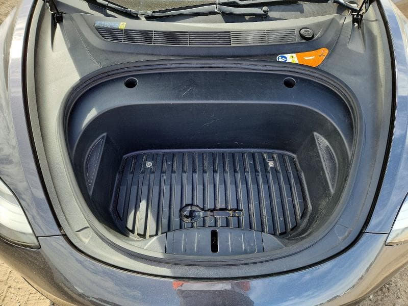 2018 TESLA MODEL 3 11