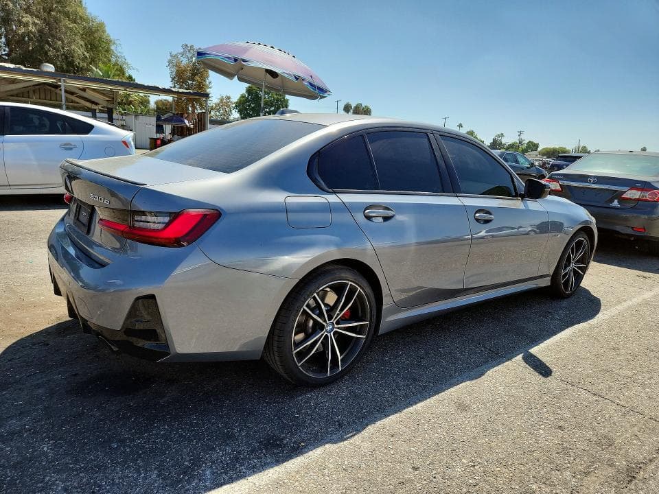 2023 BMW 330E 3