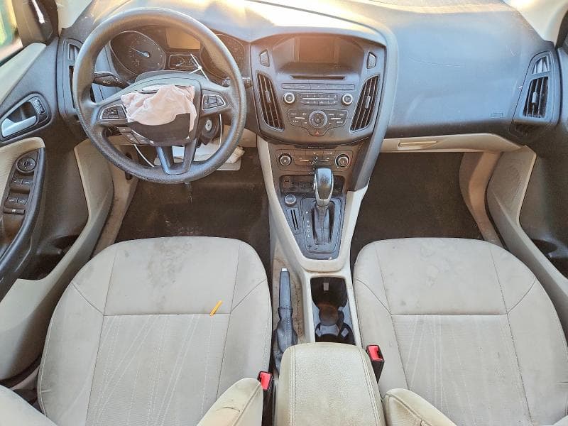 2017 FORD FOCUS SE 8
