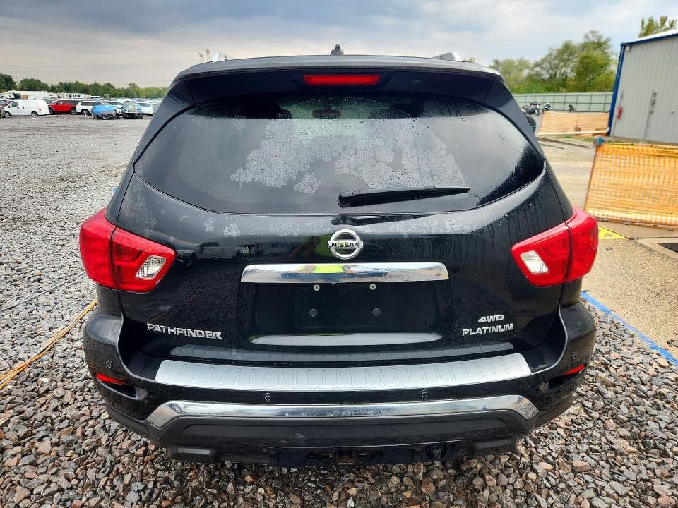 2017 NISSAN PATHFINDER PLATINUM 6