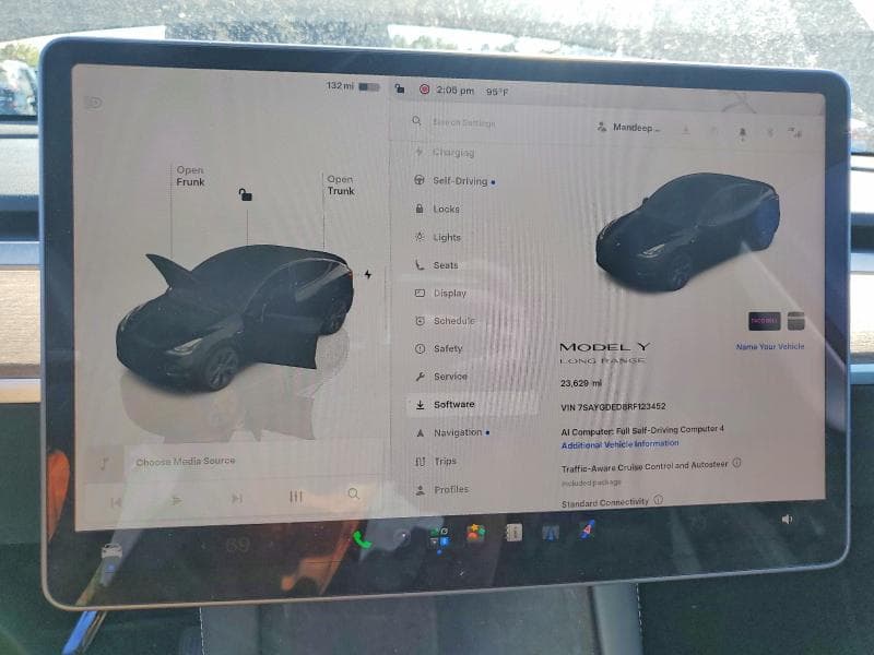 2024 TESLA MODEL Y 9