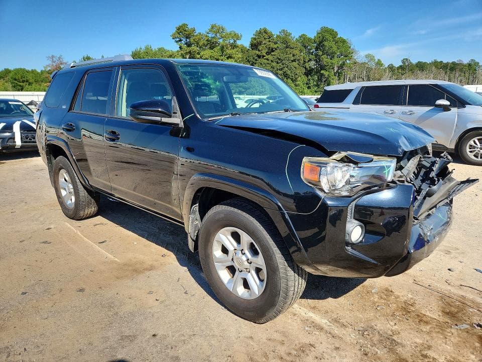 2018 TOYOTA 4RUNNER SR5 4