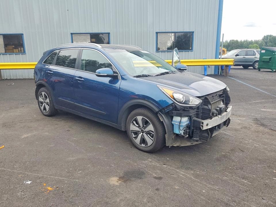 2018 KIA NIRO EX 4