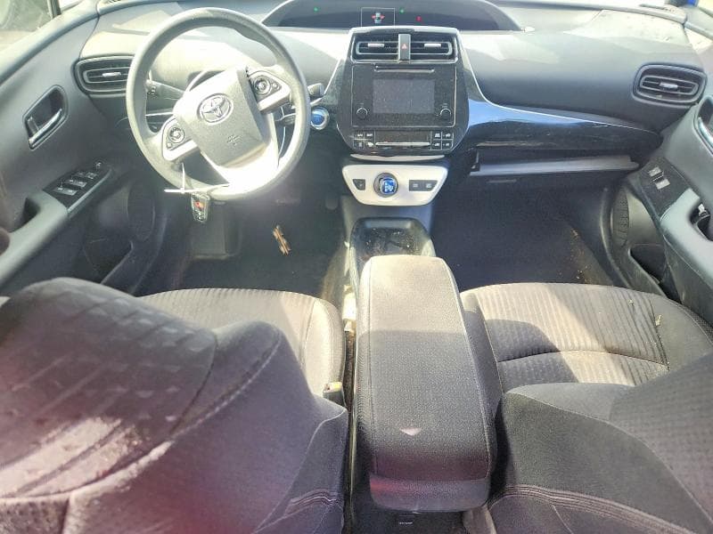 2017 TOYOTA PRIUS TWO 8