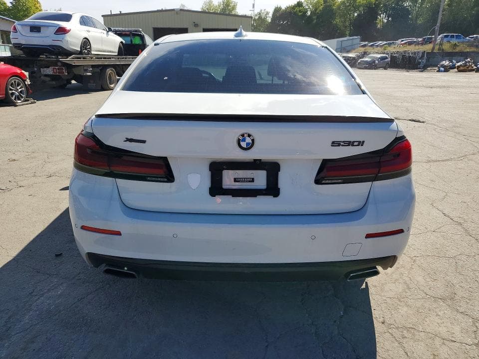 2021 BMW 530 XI 6