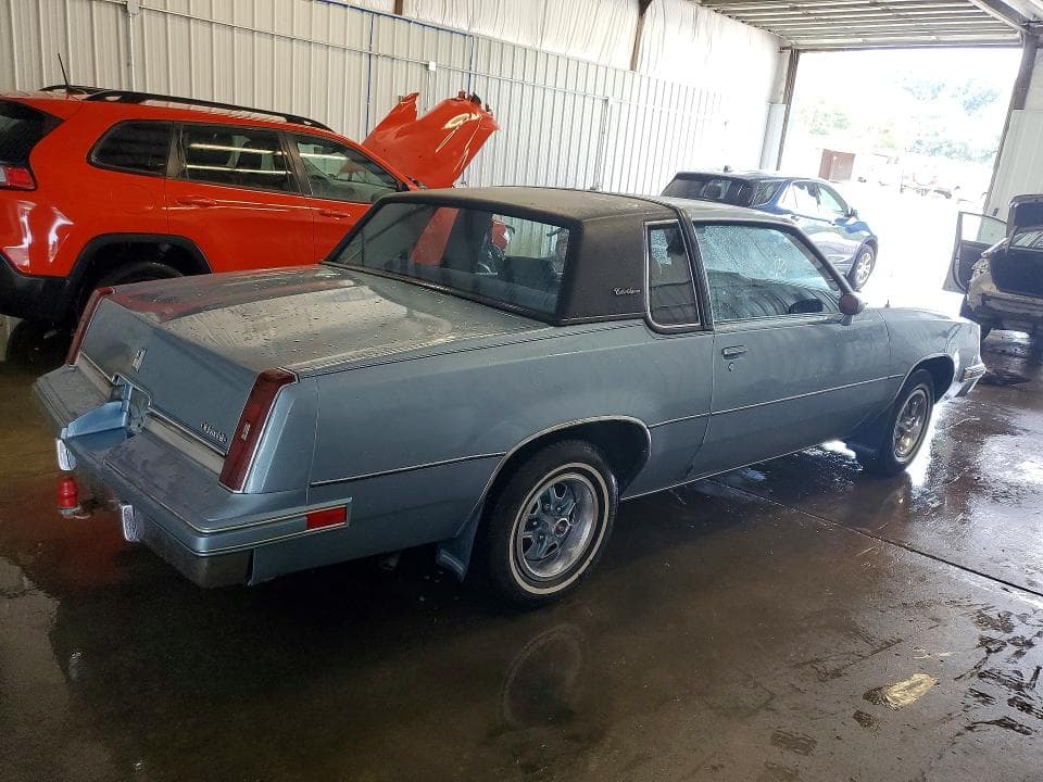 1985 OLDSMOBILE CUTLASS SUPREME 3