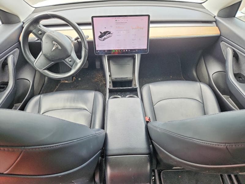 2018 TESLA MODEL 3 8