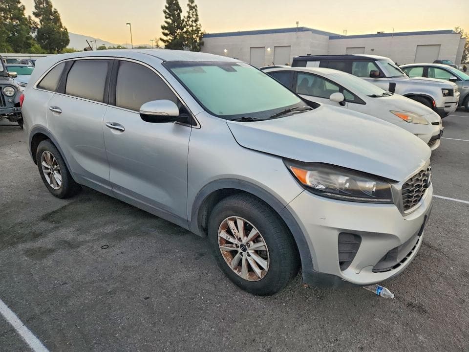 2019 KIA SORENTO L 4