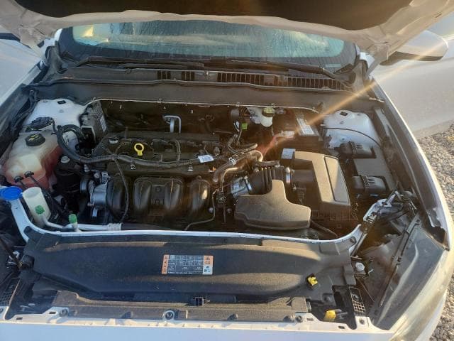 2017 FORD FUSION SE 11