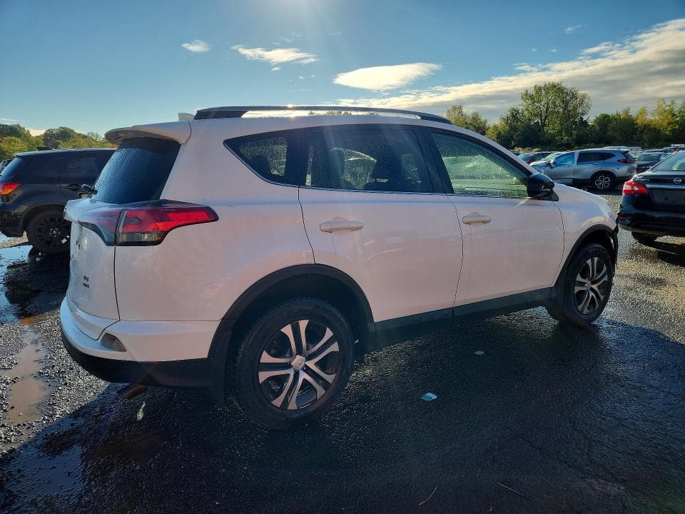 2017 TOYOTA RAV4 LE 3