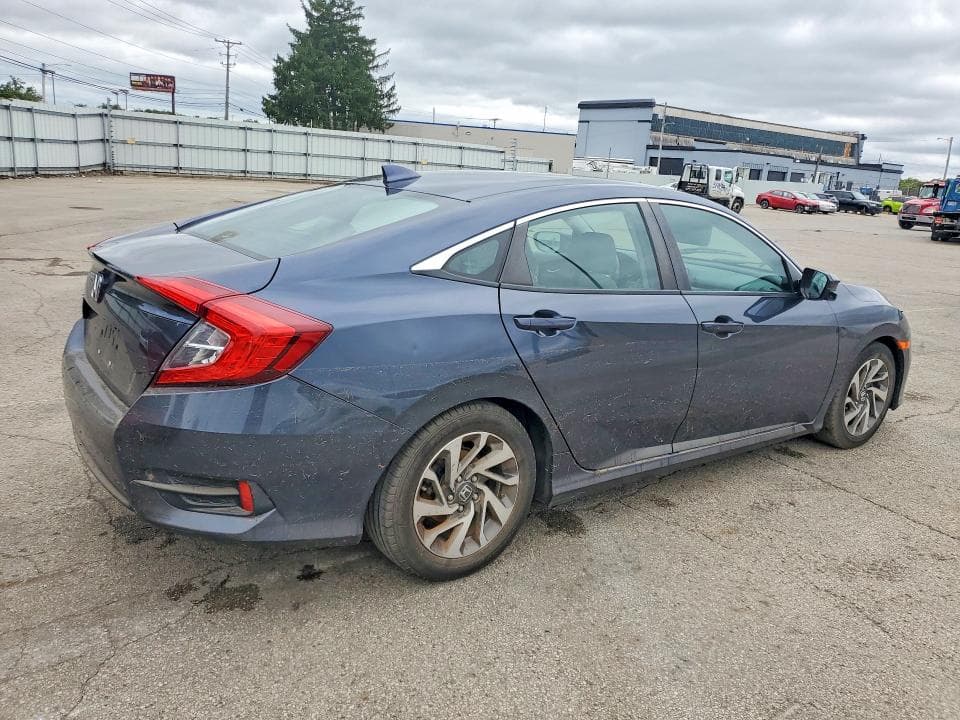 2017 HONDA CIVIC EX 3