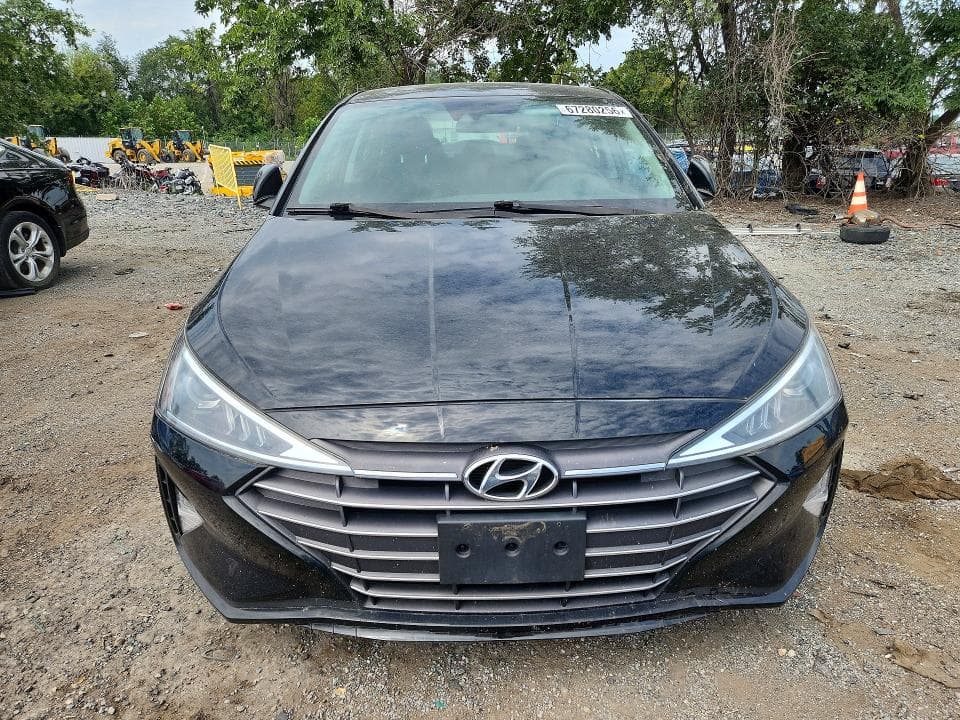 2019 HYUNDAI ELANTRA SEL 5