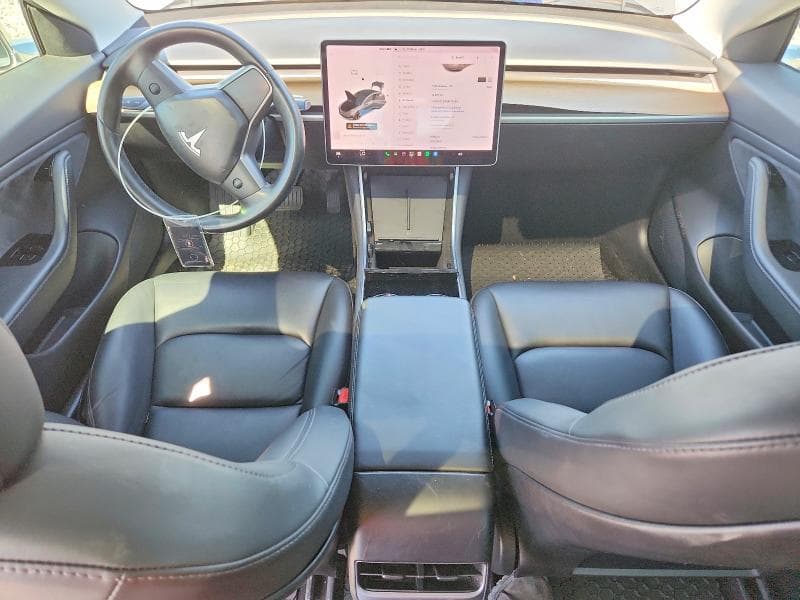2019 TESLA MODEL 3 8