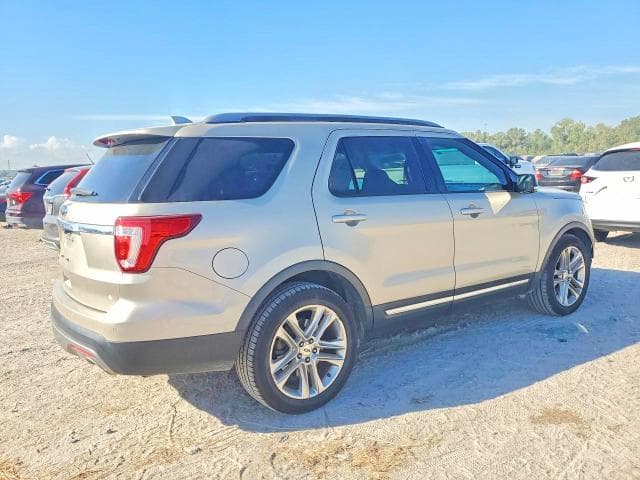2017 FORD EXPLORER XLT 3