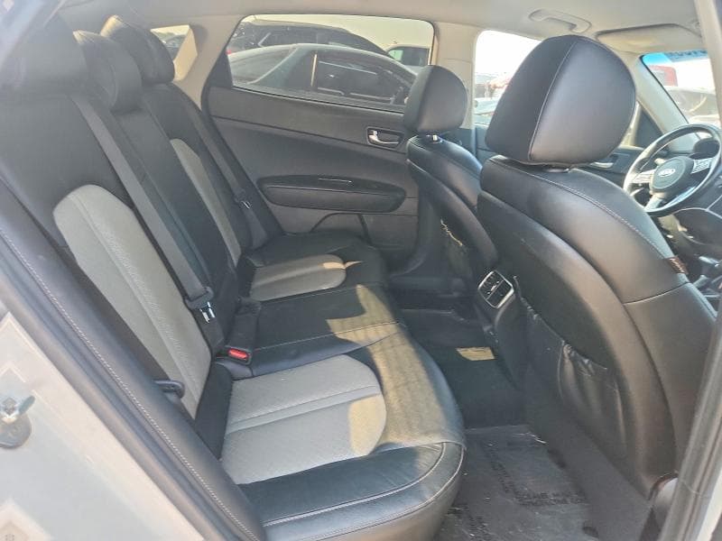 2019 KIA OPTIMA EX 10