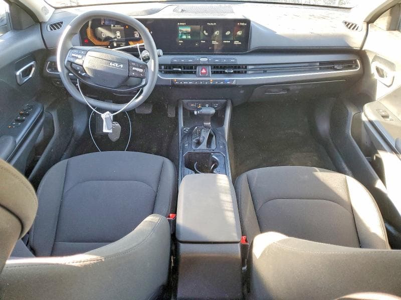 2026 KIA K4 LXS 8