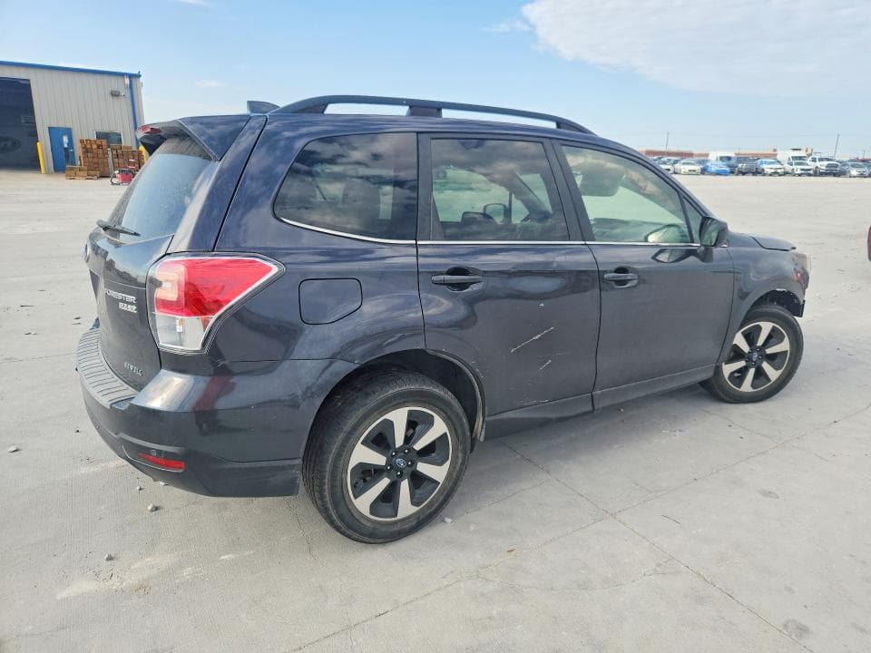 2017 SUBARU FORESTER 2.5I LIMITED 3