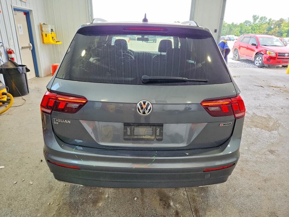 2019 VOLKSWAGEN TIGUAN SE 6