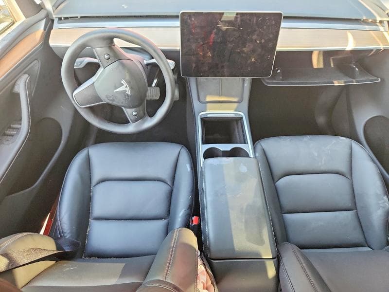 2023 TESLA MODEL Y 8