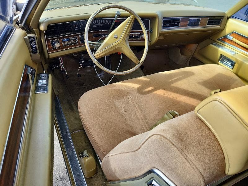 1972 CADILLAC DEVILLE 8