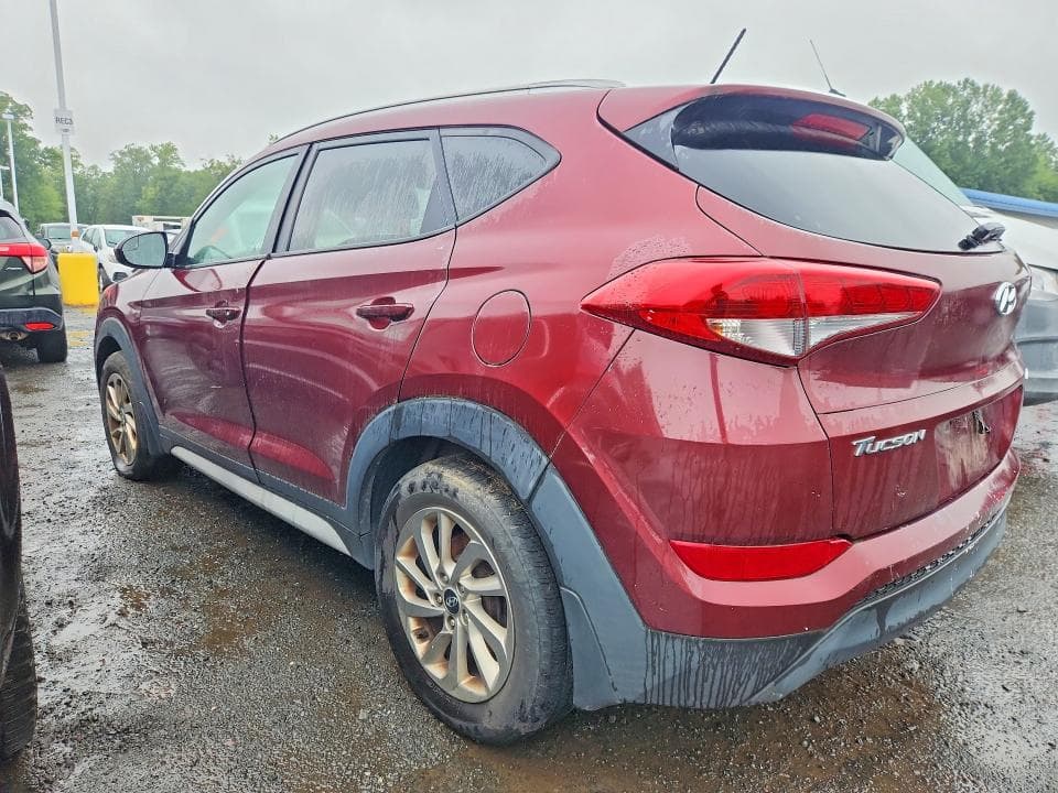 2017 HYUNDAI TUCSON SE 2