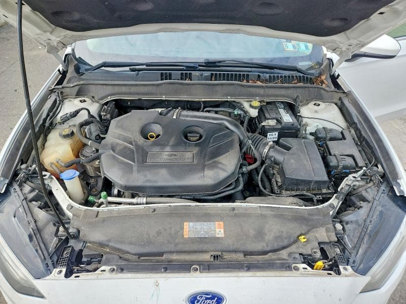 2018 FORD FUSION SE 11