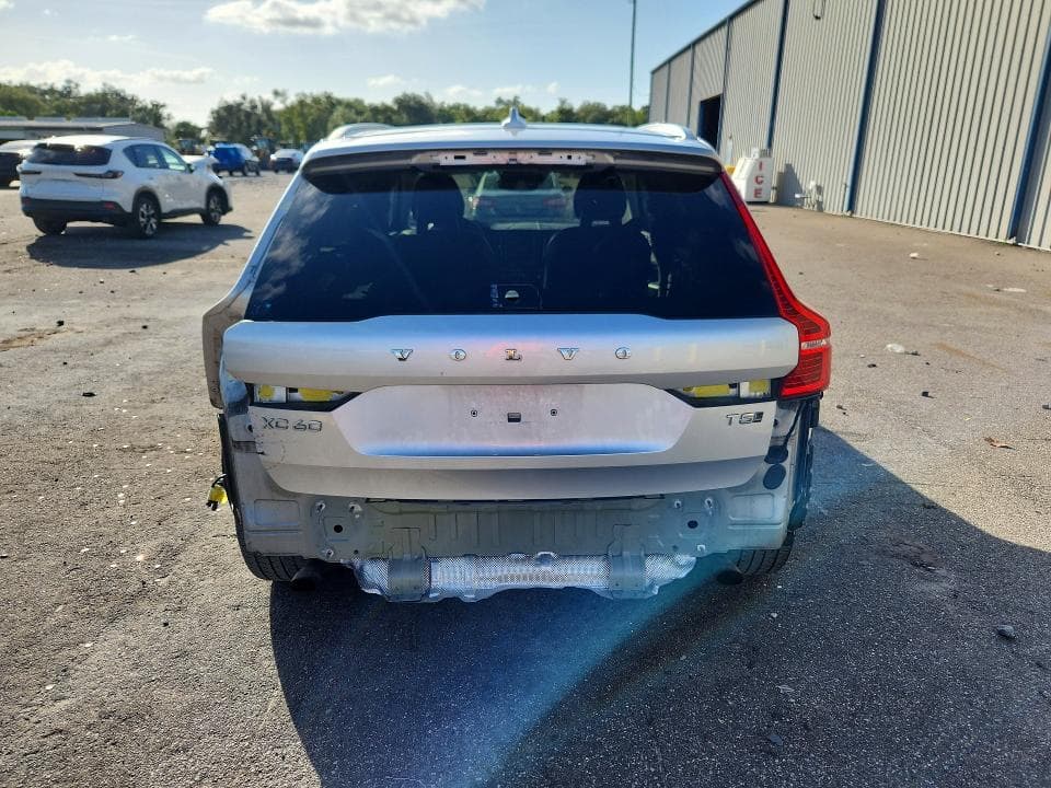 2018 VOLVO XC60 T5 6