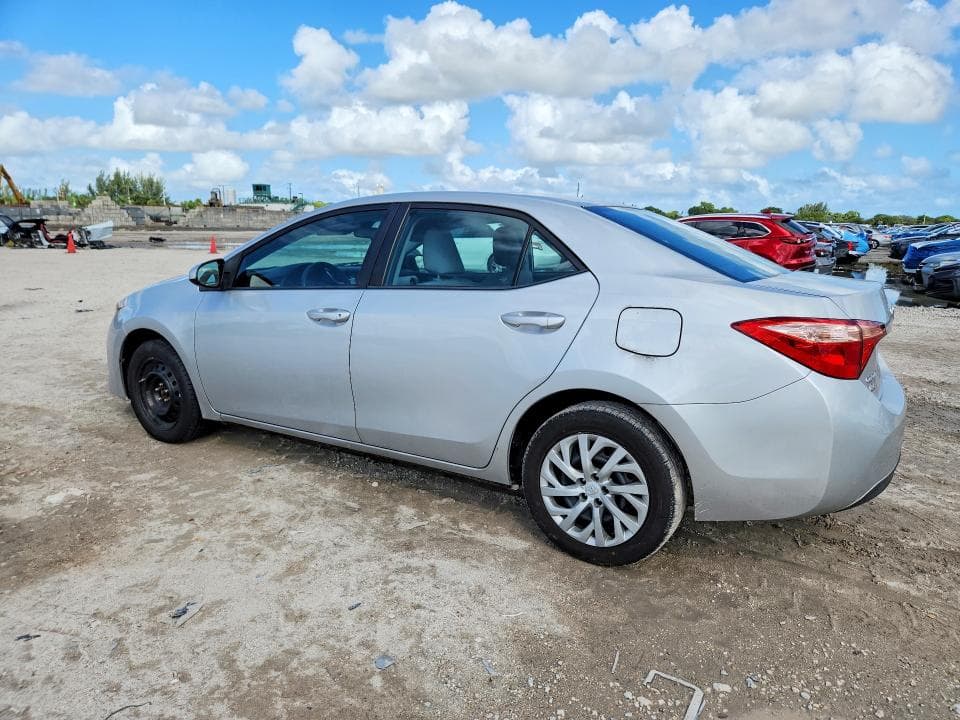 2017 TOYOTA COROLLA LE 2