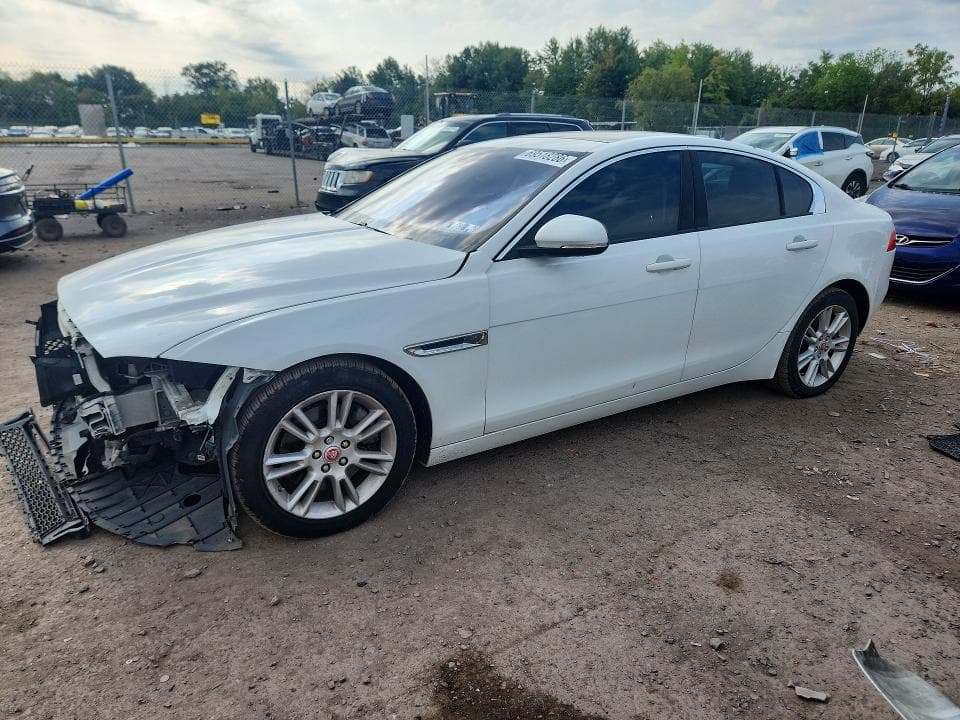 2018 JAGUAR XE PREMIUM - 1