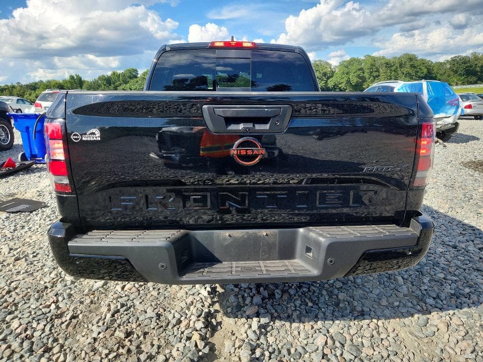 2024 NISSAN FRONTIER PRO-X 6