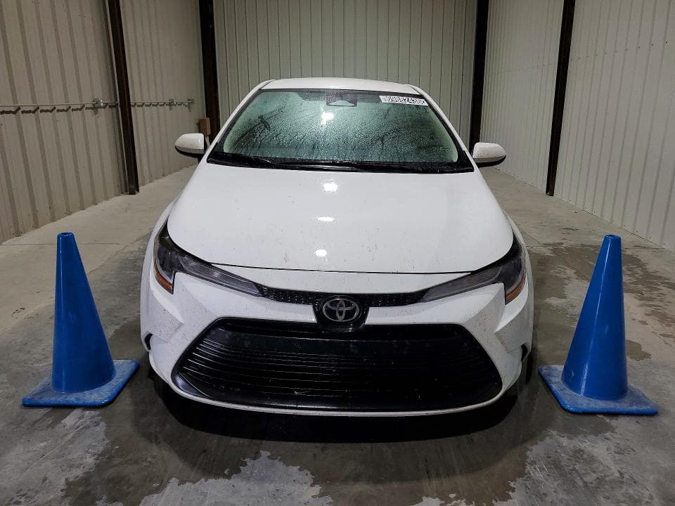 2025 TOYOTA COROLLA LE 5