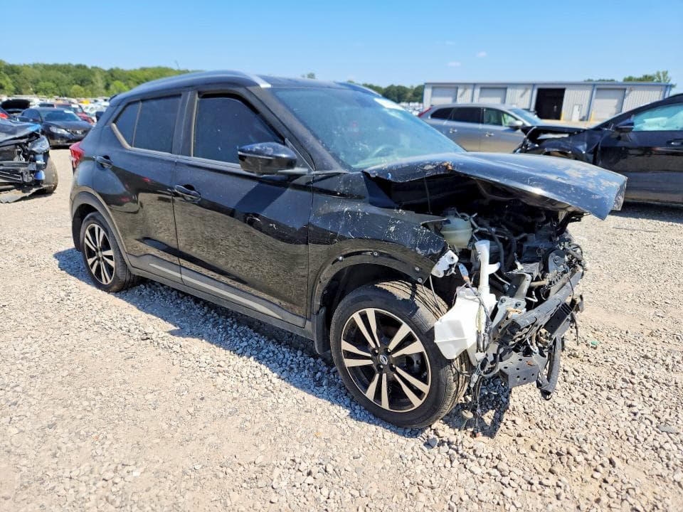 2020 NISSAN KICKS SR 4