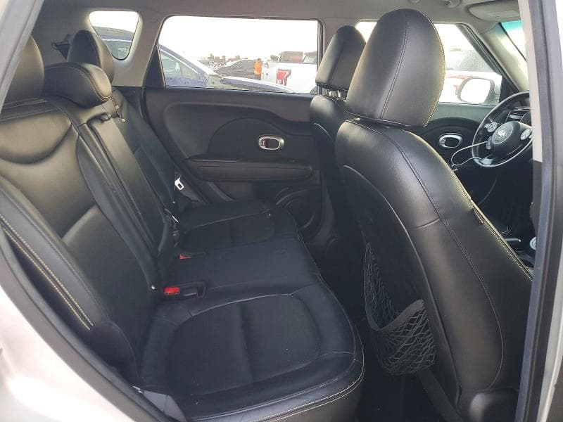 2017 KIA SOUL + 10
