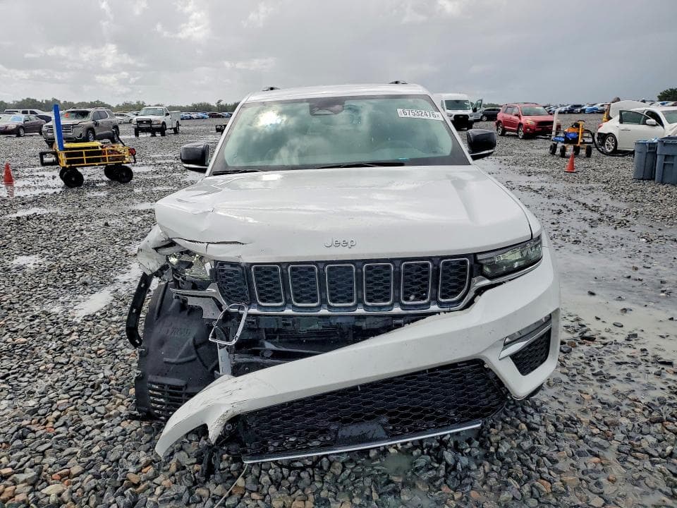 2023 JEEP GRAND CHEROKEE LIMITED 5