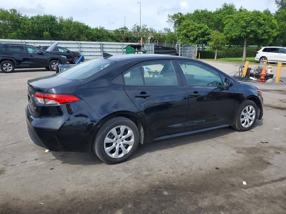 2024 TOYOTA COROLLA LE 3