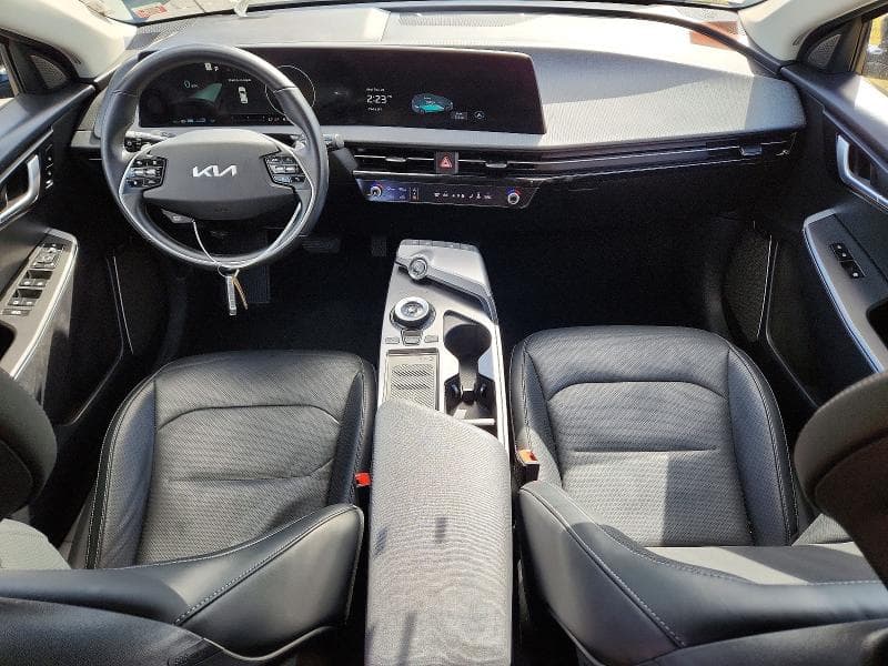 2023 KIA EV6 WIND 8