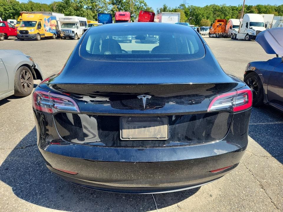 2022 TESLA MODEL 3 6