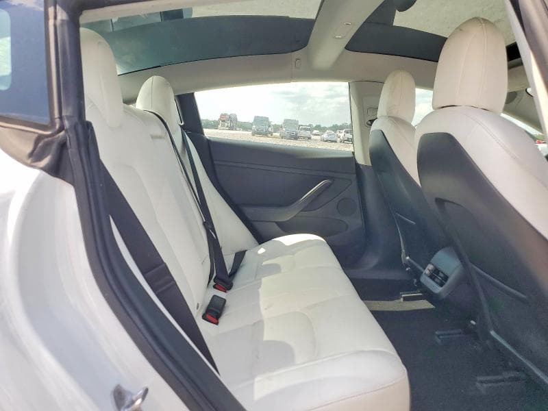 2022 TESLA MODEL 3 10
