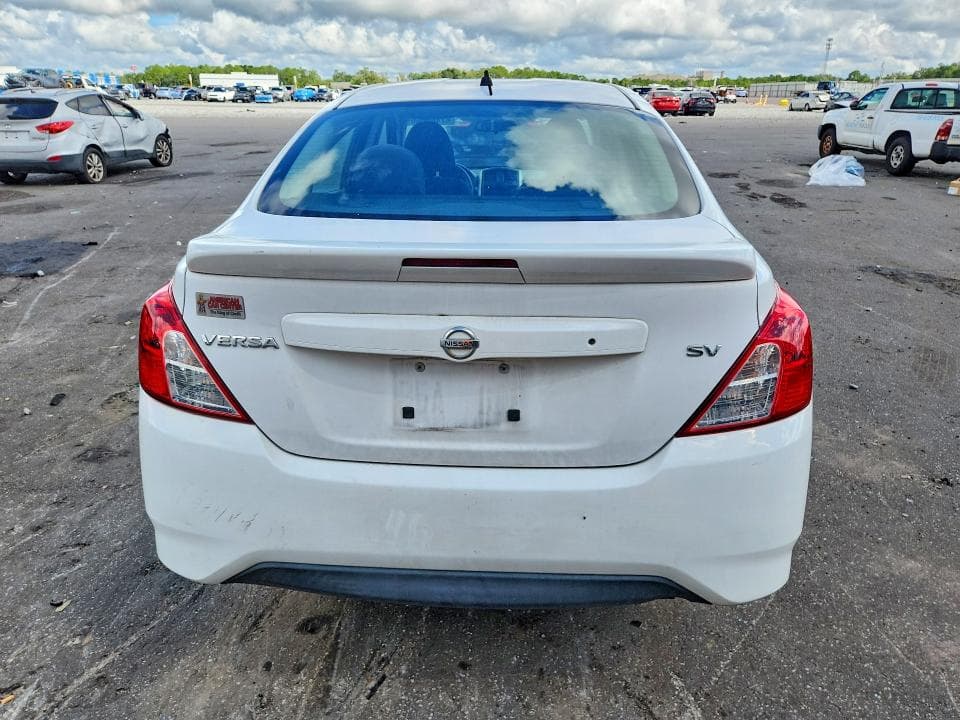 2017 NISSAN VERSA 1.6 SV 6
