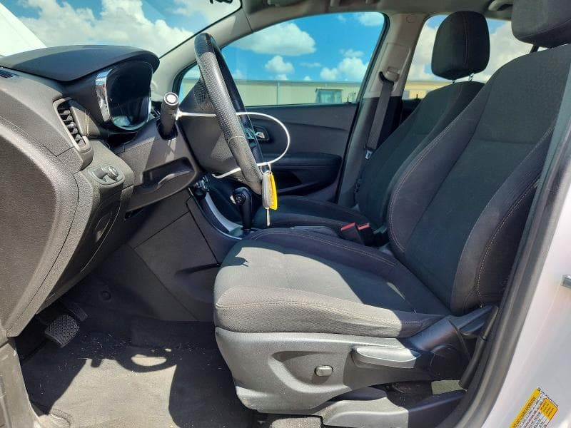 2019 CHEVROLET TRAX LS 7
