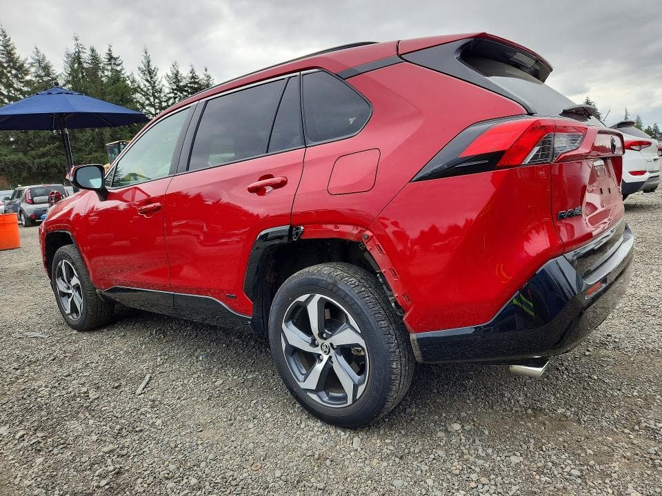 2025 TOYOTA RAV4 SE 2