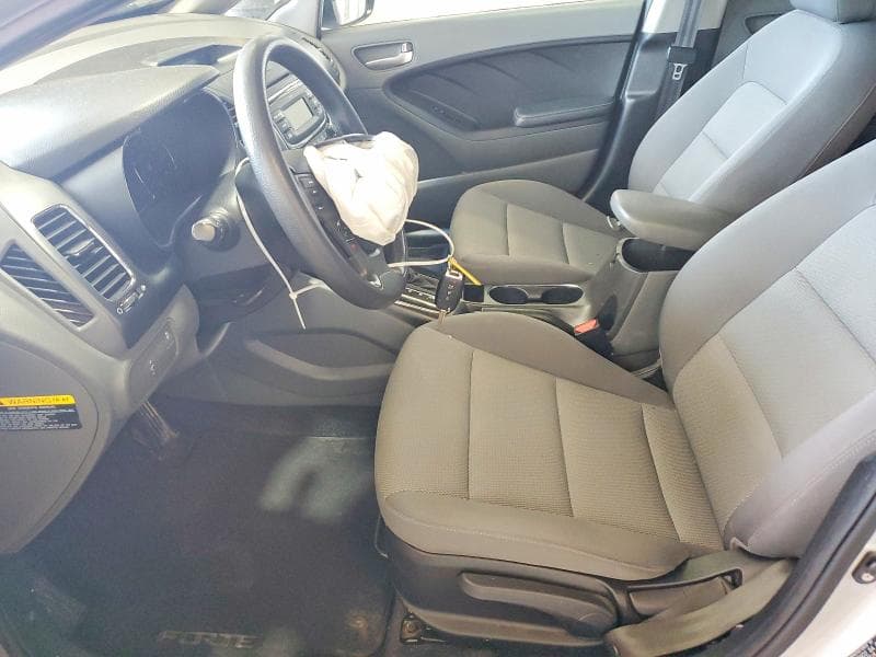 2017 KIA FORTE LX 7