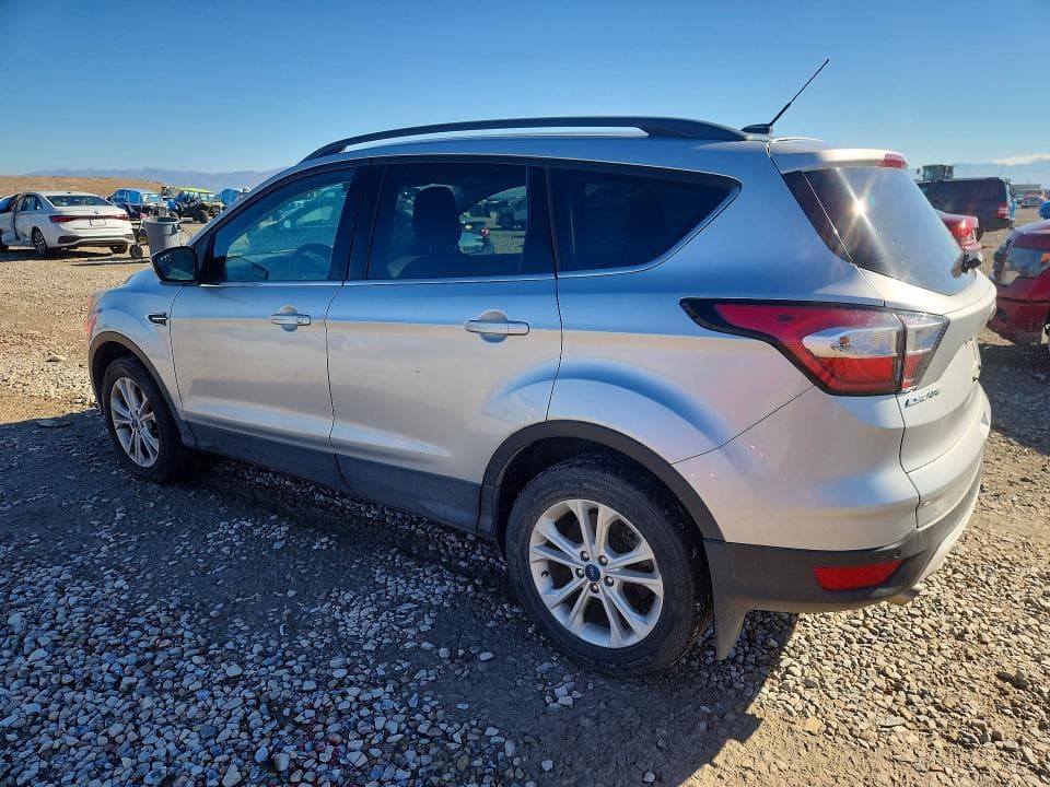 2018 FORD ESCAPE SE 2