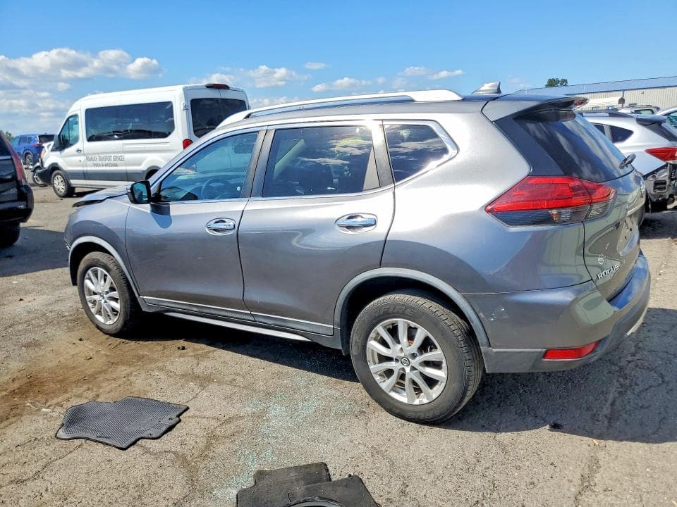 2017 NISSAN ROGUE SV 2