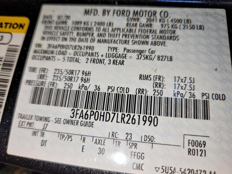 2020 FORD FUSION SE 12