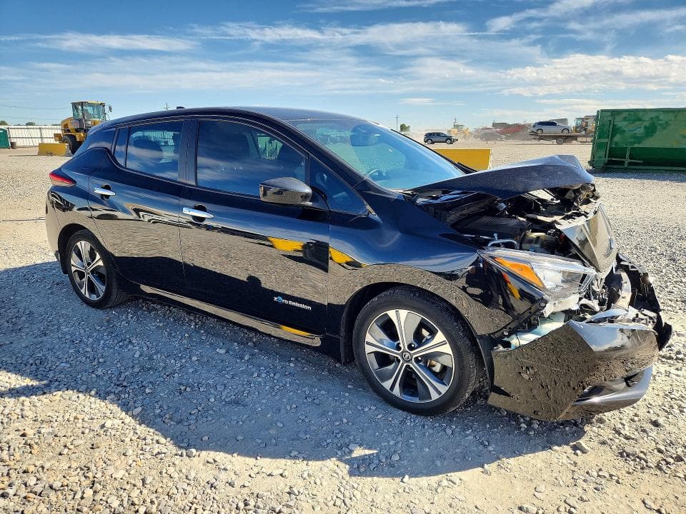 2019 NISSAN LEAF SV 4