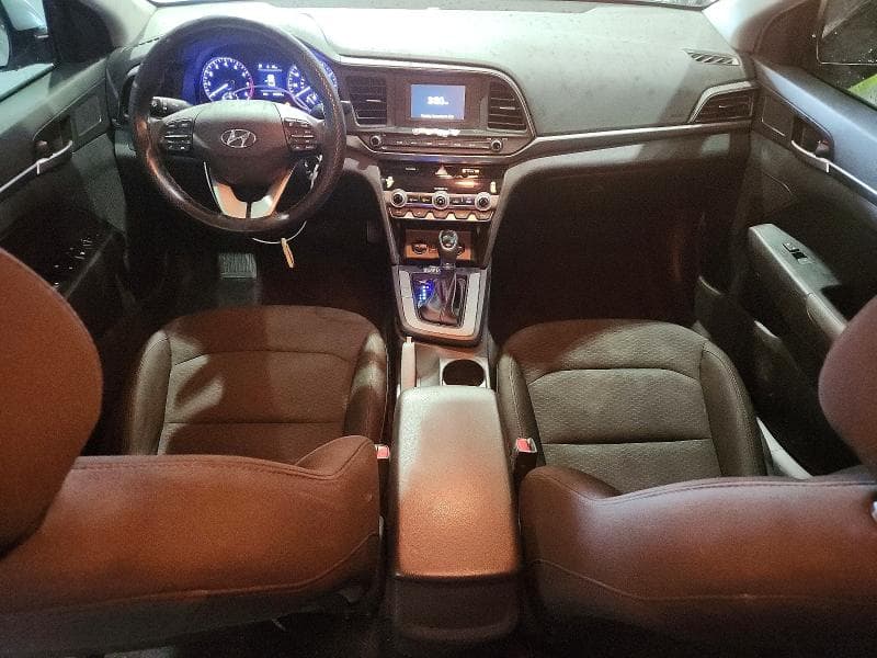 2020 HYUNDAI ELANTRA SE 8